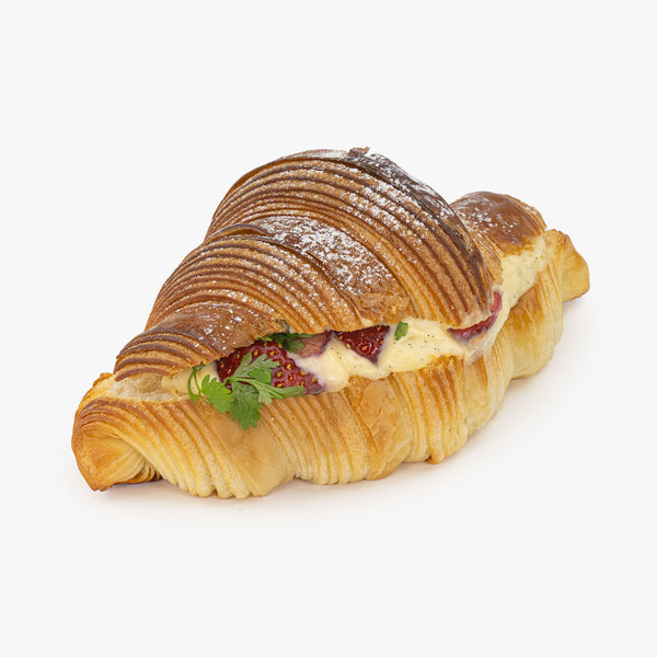 クロワッサン アラ クレーム 苺